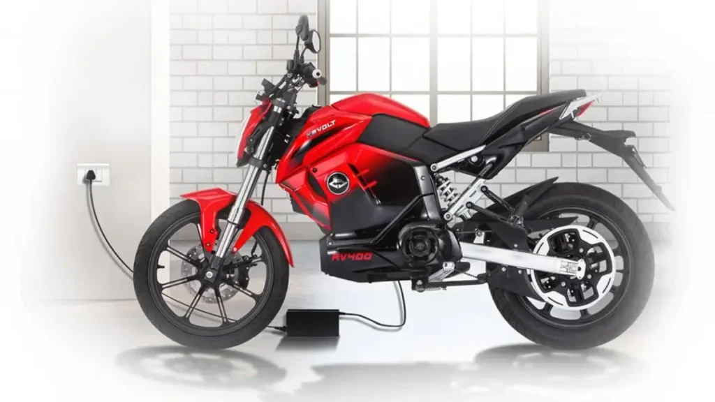 The Revolt RV400 comes with a new color variant 41 revolt rv400 mileage