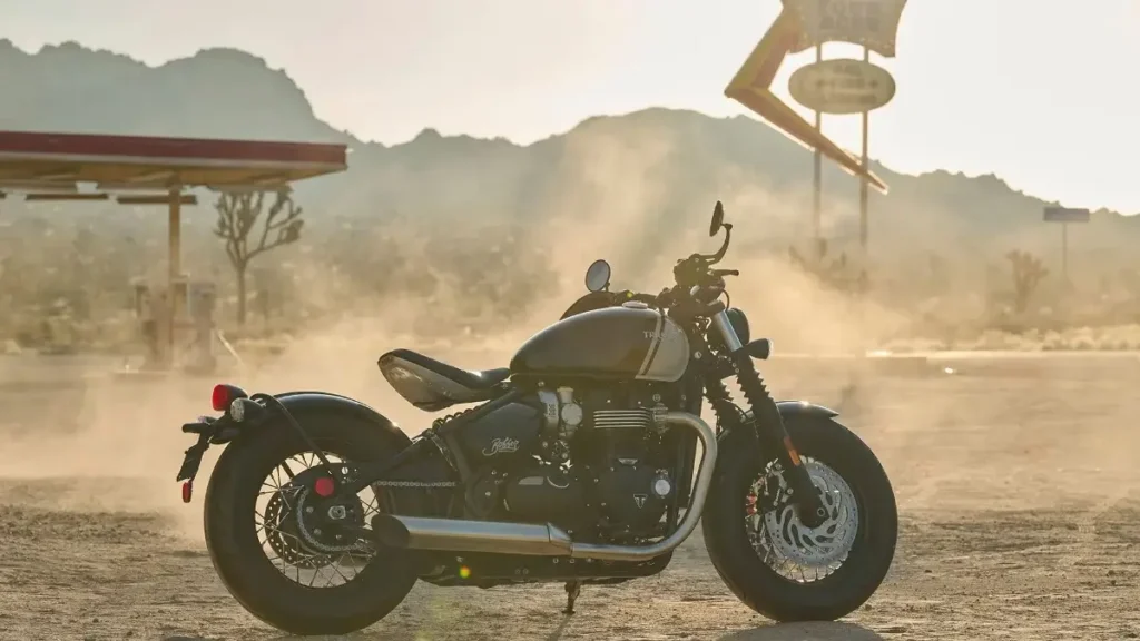 Triumph Bobber: Capturing Roads with Style and Passion 40 triumph bobber