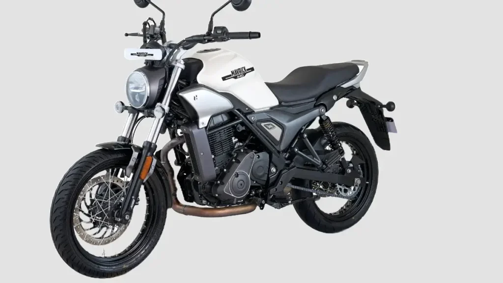 Hero Goes Rogue: Can the Mavrick 440 Conquer the Cruising Throne? 42 hero marvick 440