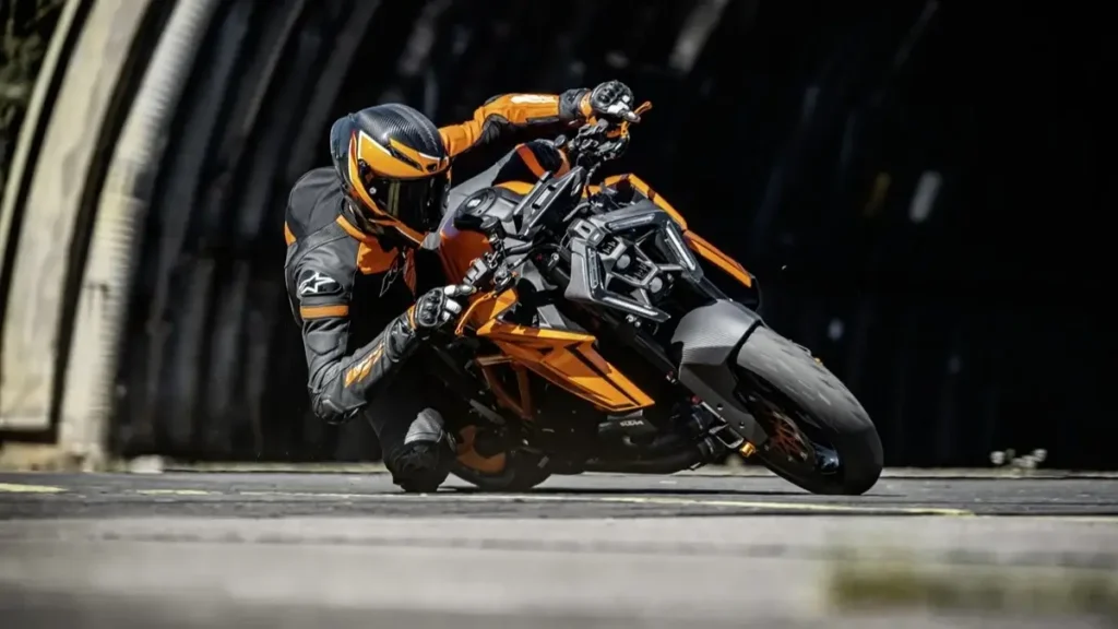2024 KTM 1390 Super Duke R: The Beast Reborn & Evolved 40 ktm 1390 super duke