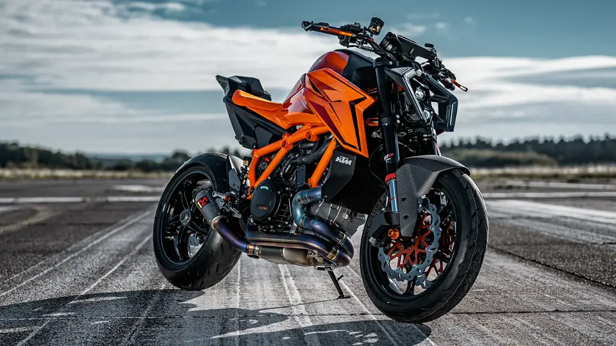 ktm 1390 super duke r