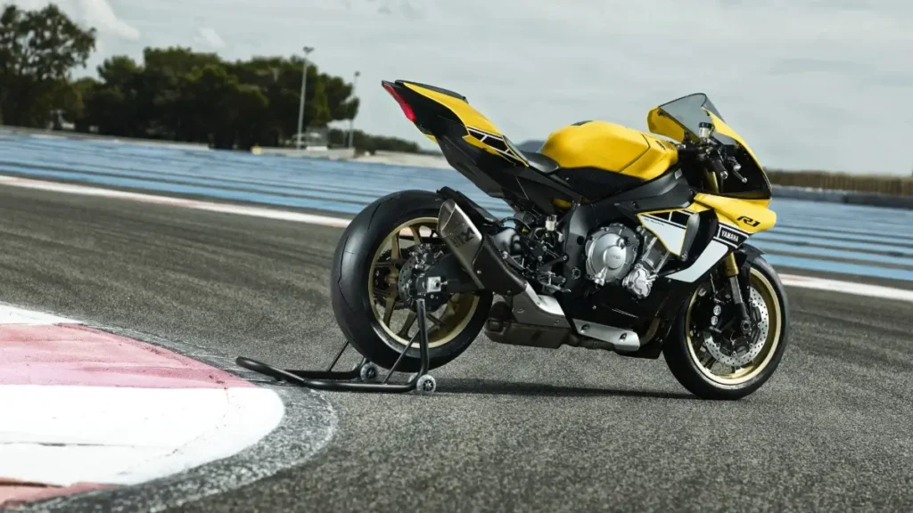 Yamaha YZF-R1: Unleash the Beast Within 42 yamaha yzf-r1