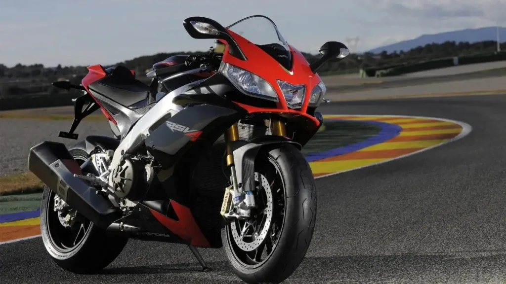 Is the Aprilia RSV4 1100 Factory the Ultimate Dream Bike? 41 aprilia rsv4