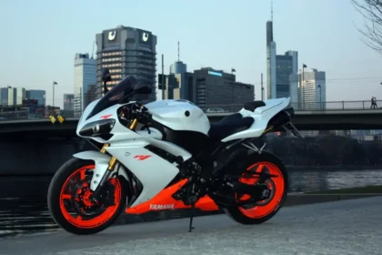 yamaha yzf-r1